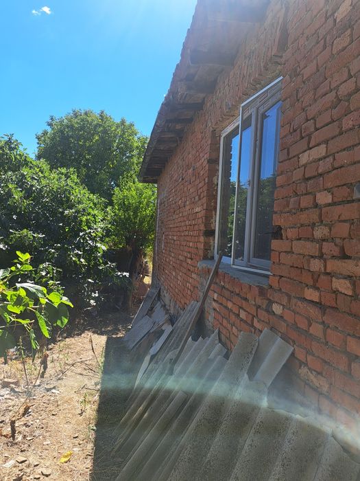 Къща в село Езерово