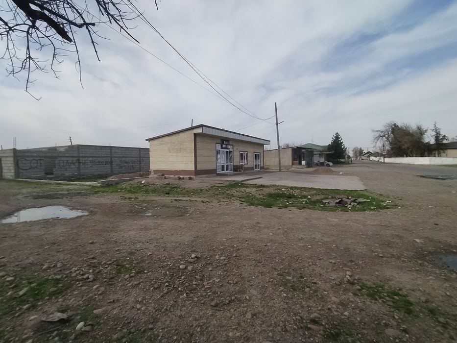 Srochno sotiladi Piskent Keruvchi qishlogi