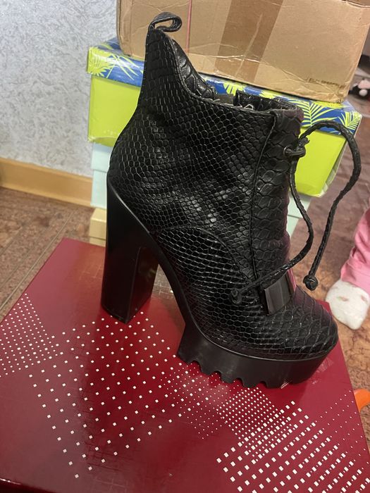 Полусапоги в хорошем состоянии