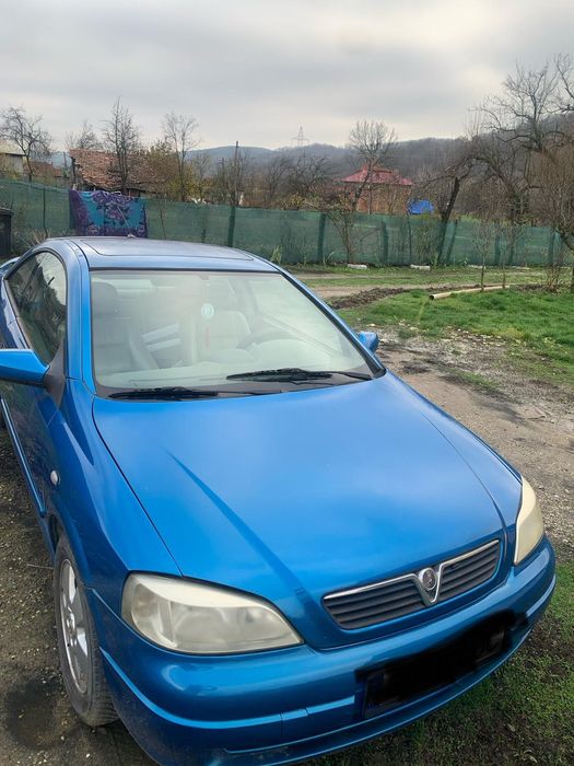 Vând Opel-Astra-G-Coupe