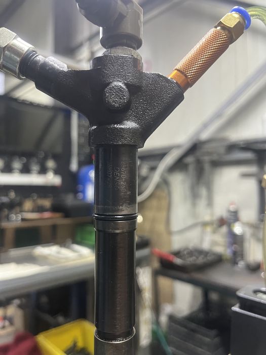 Injectoare Toyota Rav 4 Avensis Corolla Verso 2.2 177Cai D-Cat 130kw