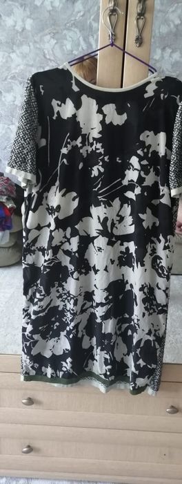 Продам женскую одежду