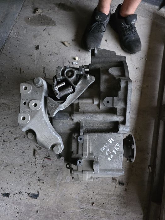 Cutie Viteze JLV HDV Passat B6 Audi A3 Golf 5 2.0