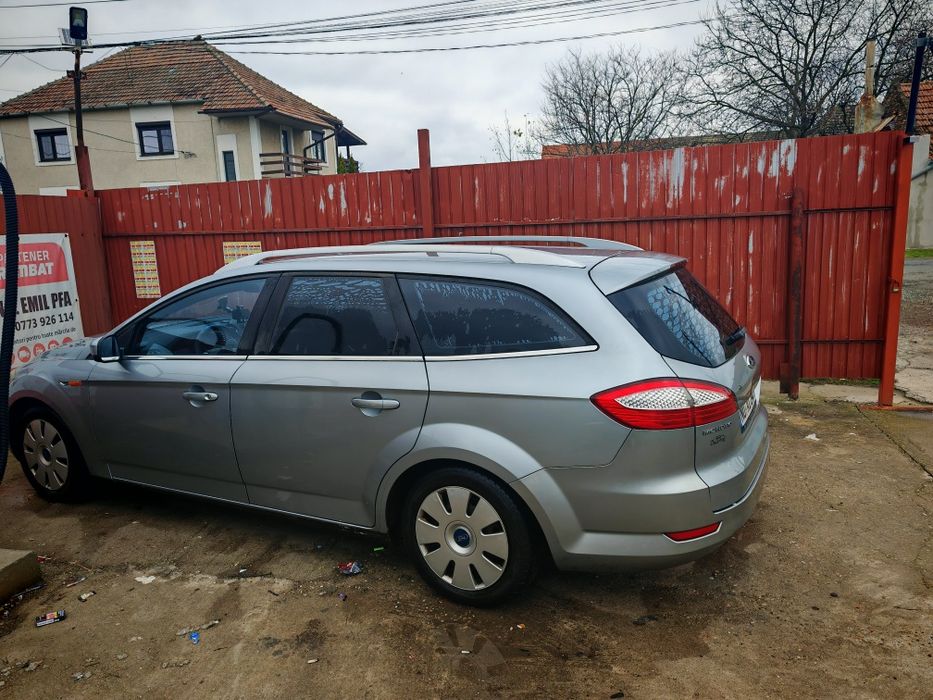 Vând Ford Mondeo 2007 Motor 2.0 143cp