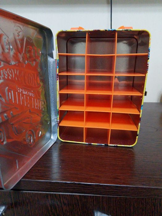 Гараж для машинок Хотвилз