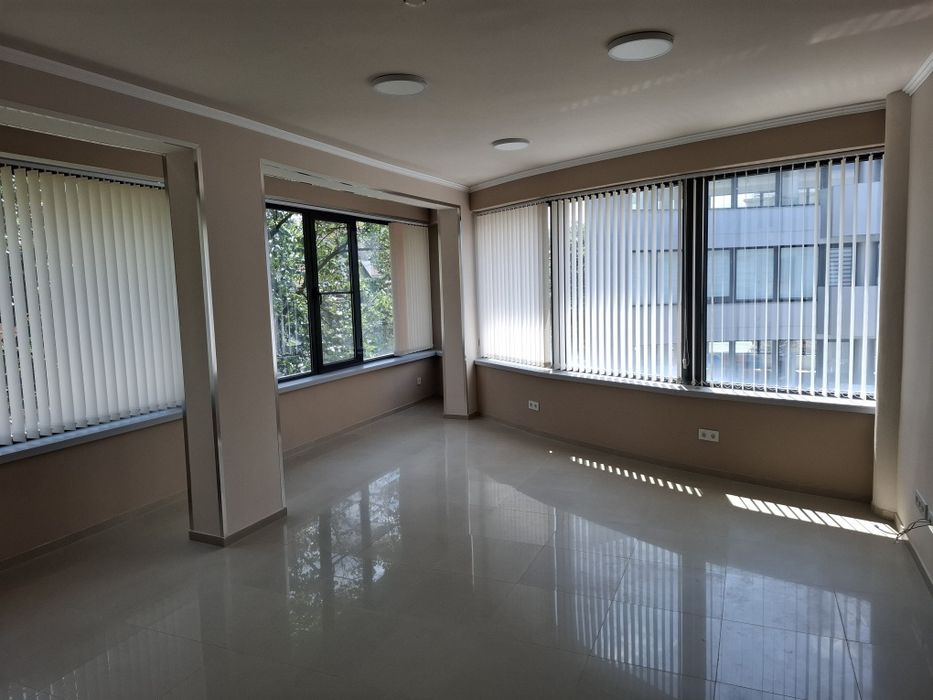 Офиси под наем в центъра на града