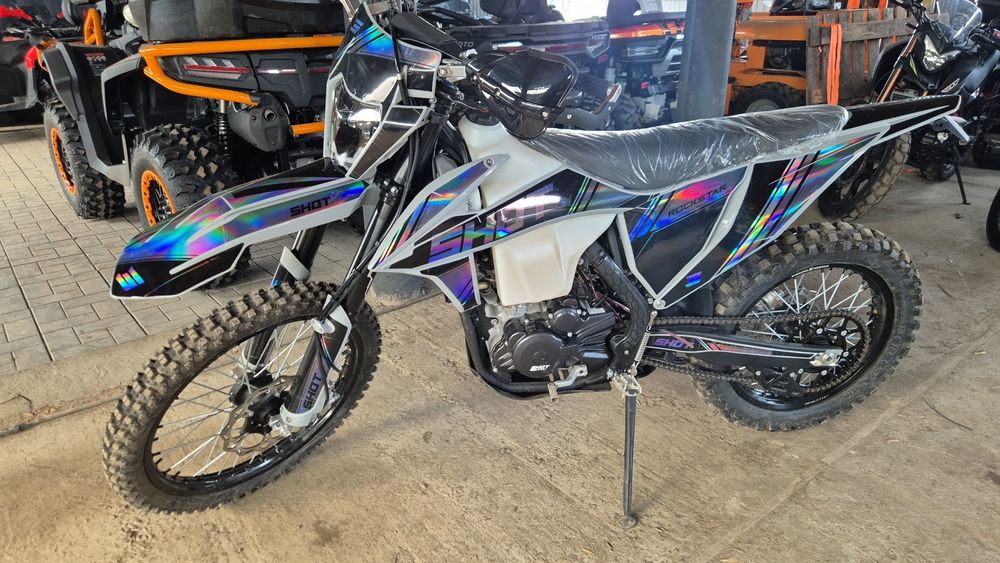 Мотоцикл shot  на  mb 300