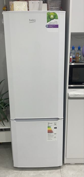Продам холодильник BEKO CS325000 б/у