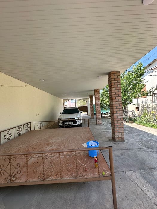 дача сотилади срочно