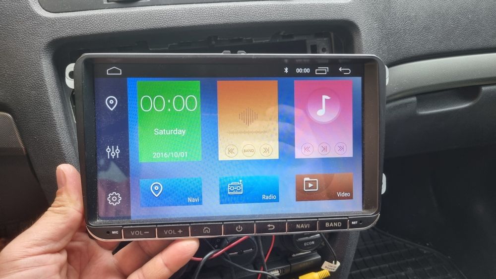 Radio Navigatie Carplay Android Auto Volkswagen Golf Passat Tiguan Skoda Octvia Superb Fabia Seat Altea