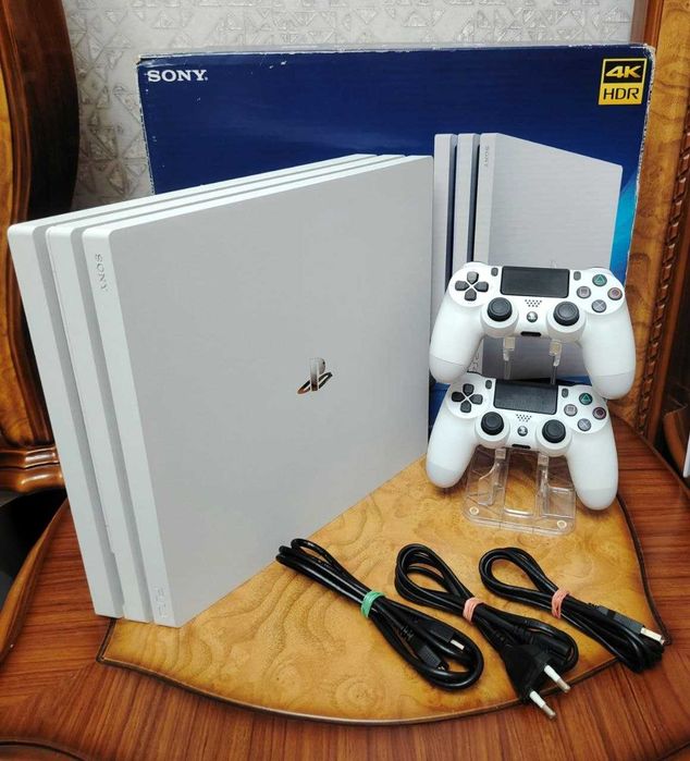 PlayStation 4 PRO (взлом версия)