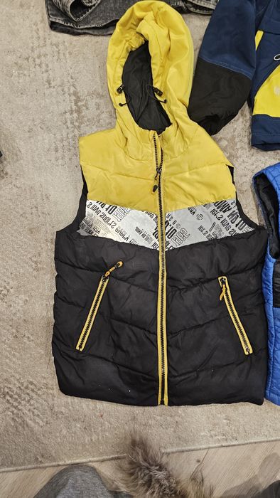 Безрукавка куртка кофты детей