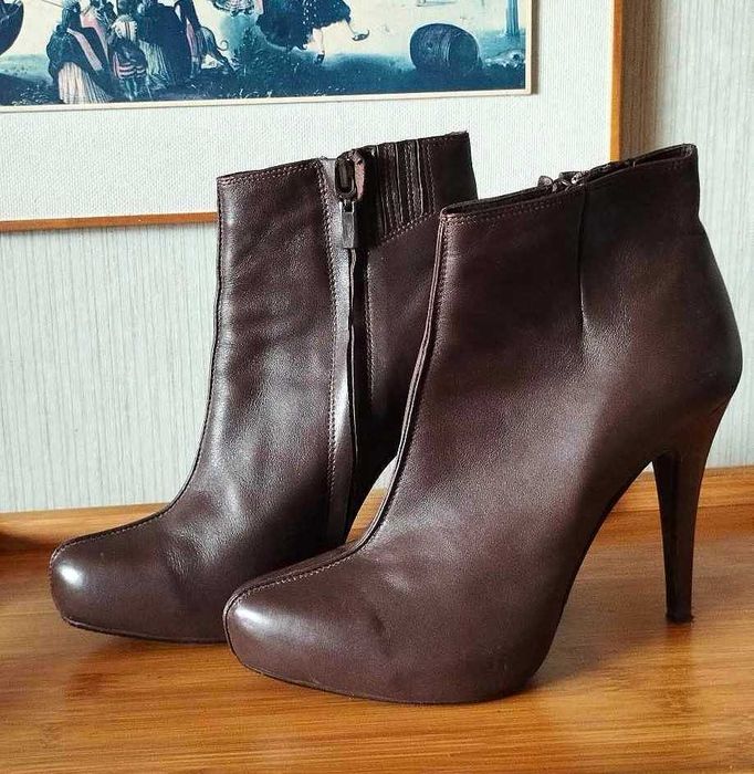 Дамски боти от естествена кожа, размер 39