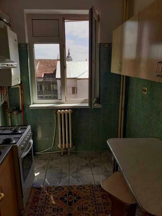 Închiriez apartament 2 camere