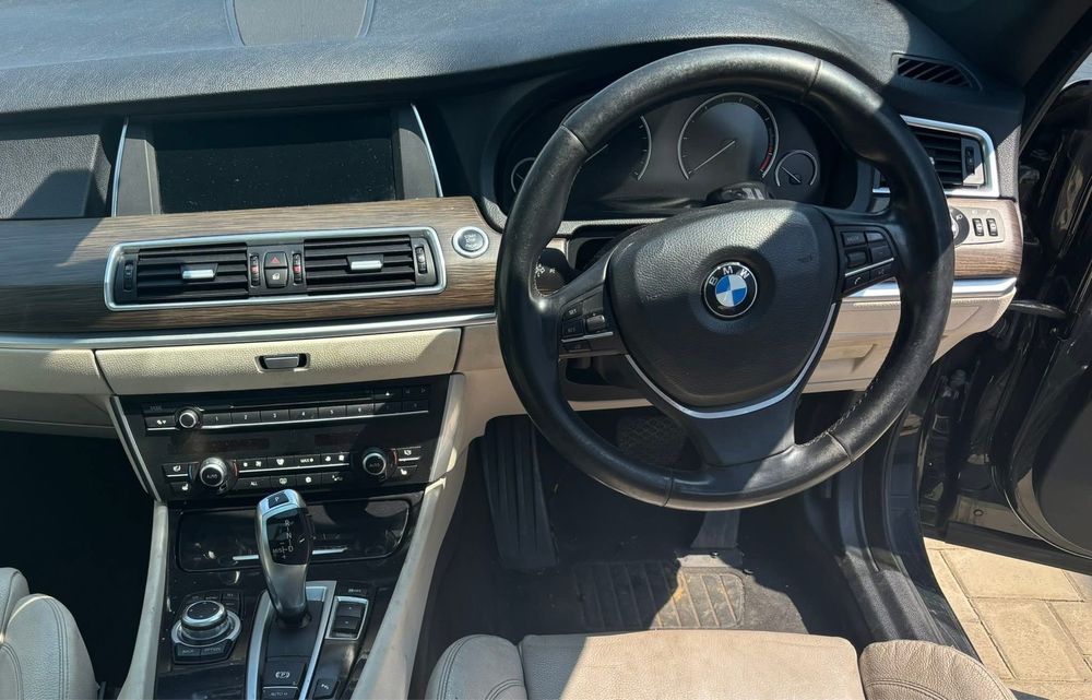 Dezmembrez BMW 530d GT F07,recaro,panoramic,jante 20,plafon M,245cp