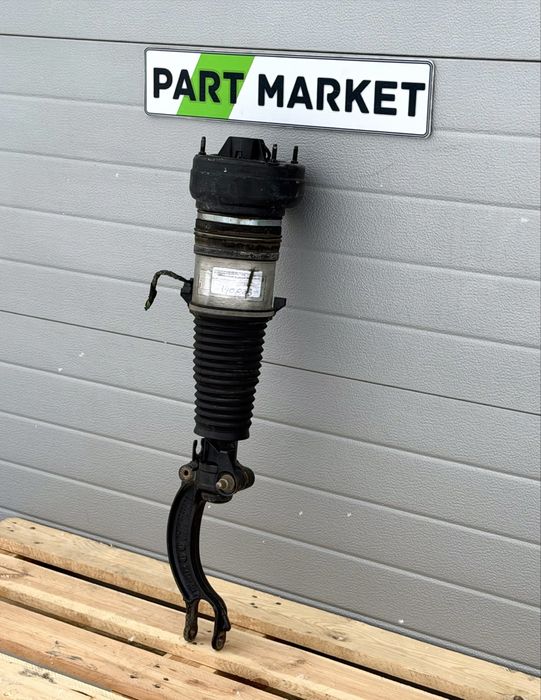 Предна възглавница Преден амортисьор AUDI A6 A7 C7 4G