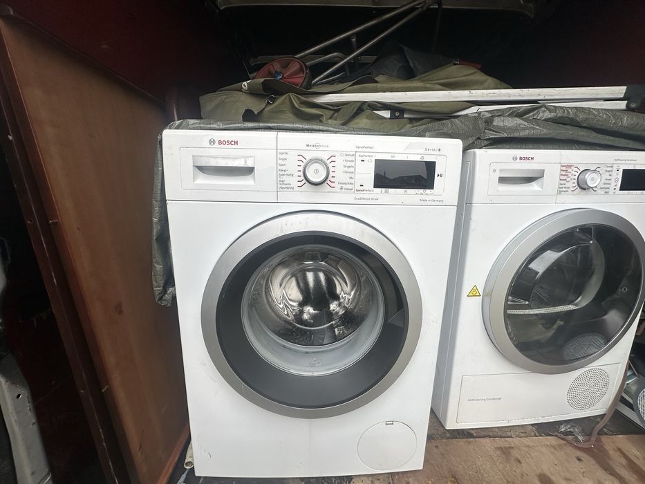Vand masina de spaltat Bosch 9k si un uscator de rufe  tot bosch 9k