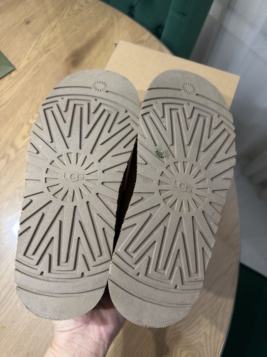 Ugg tazz marimea 37