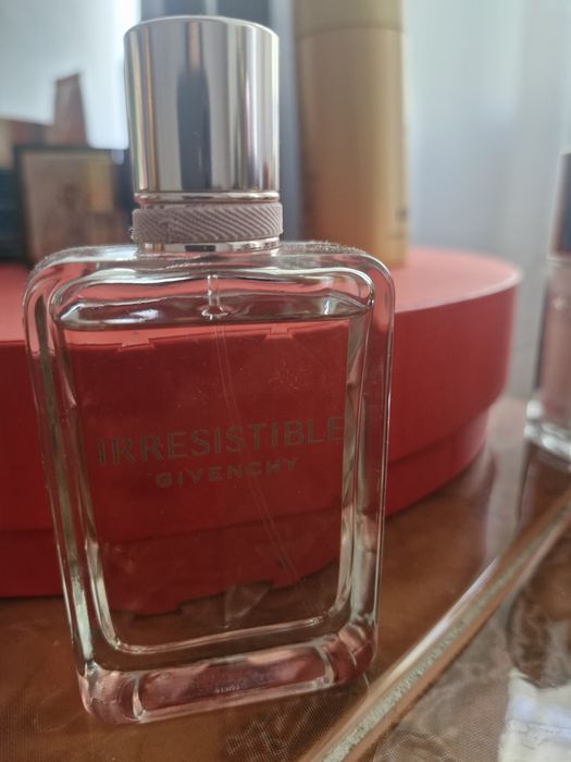 Vand parfumuri propria colectie!