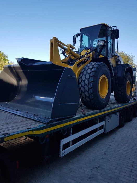 De Vanzare Komatsu WA200-8 – Încărcător frontal, 150 ore, ca nou