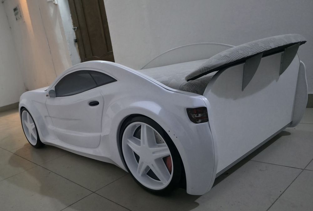 Продам детскую кроватку