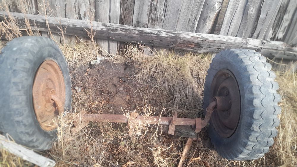 Ось с колёсами продам