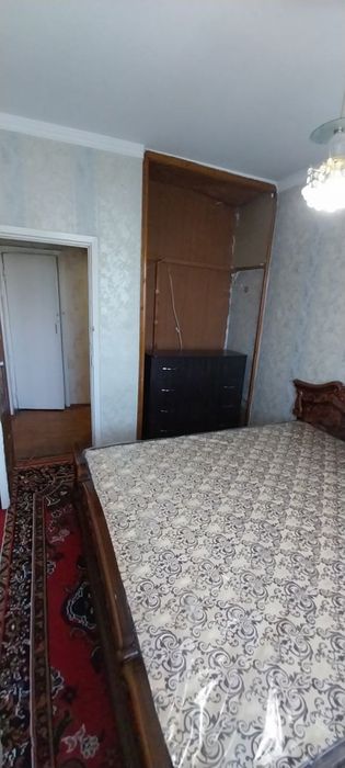 Talaba qizlarga 2 x 500ye.Olmazor t.Qoraqamich2/4.Beruni metro yaqin