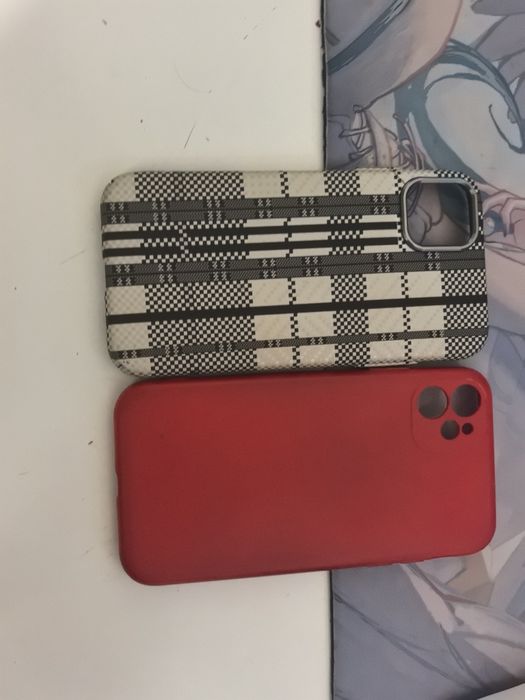 Чехлы для iPhone 11