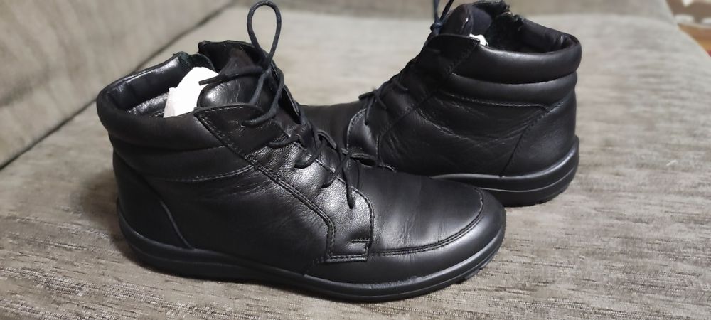 Кожанные 36 размер