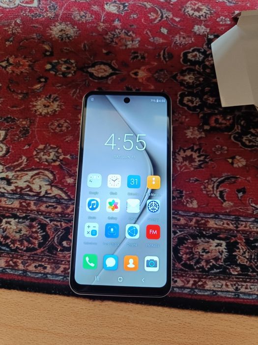 Телефон p70 бял.