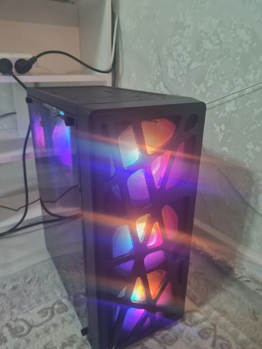 Продаю компьютер в сборе