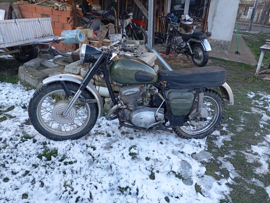 Цял или на части иж планета