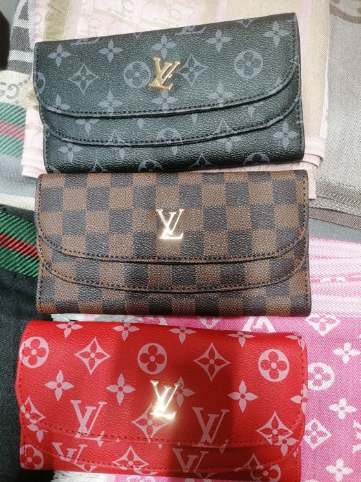 Portofel Guess /Louis vuitton