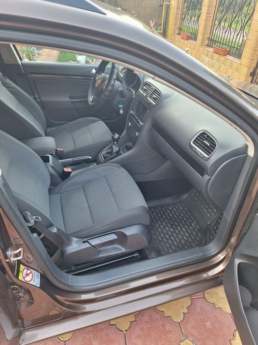 VOLKSWAGEN Golf 2011 — imagine 5