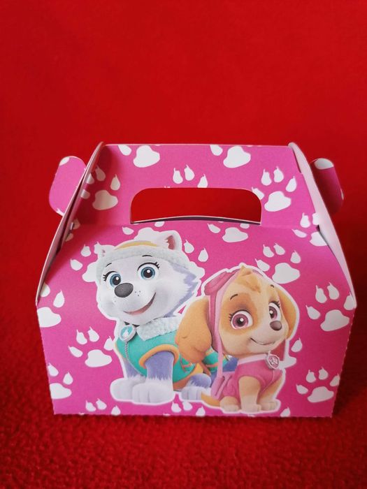 Кутийка за лакомства Пес Патрул , Стич, Блуи...