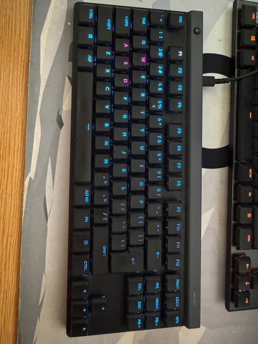 Tastatura Logitech G515