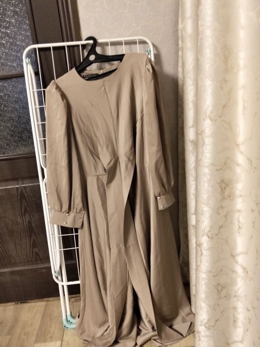 Продаются женские платья