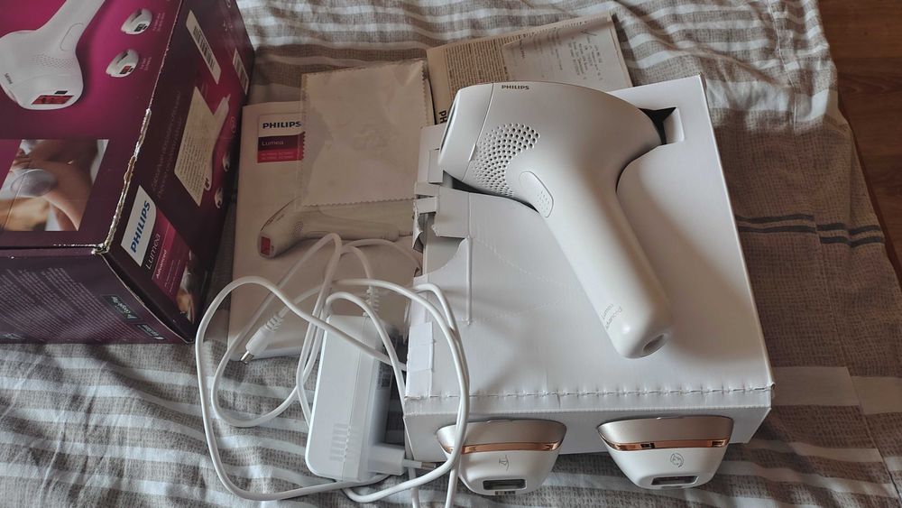 Фотоепилатор Philips SC1998/00 Lumea