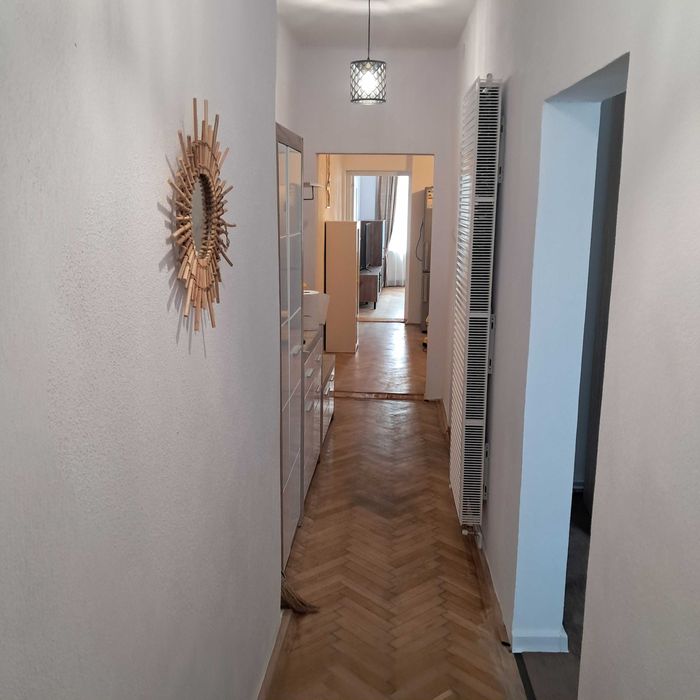 Aapartament 2 camere decomandat zona garii