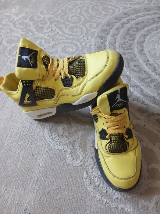 Кроссовки Jordan 4