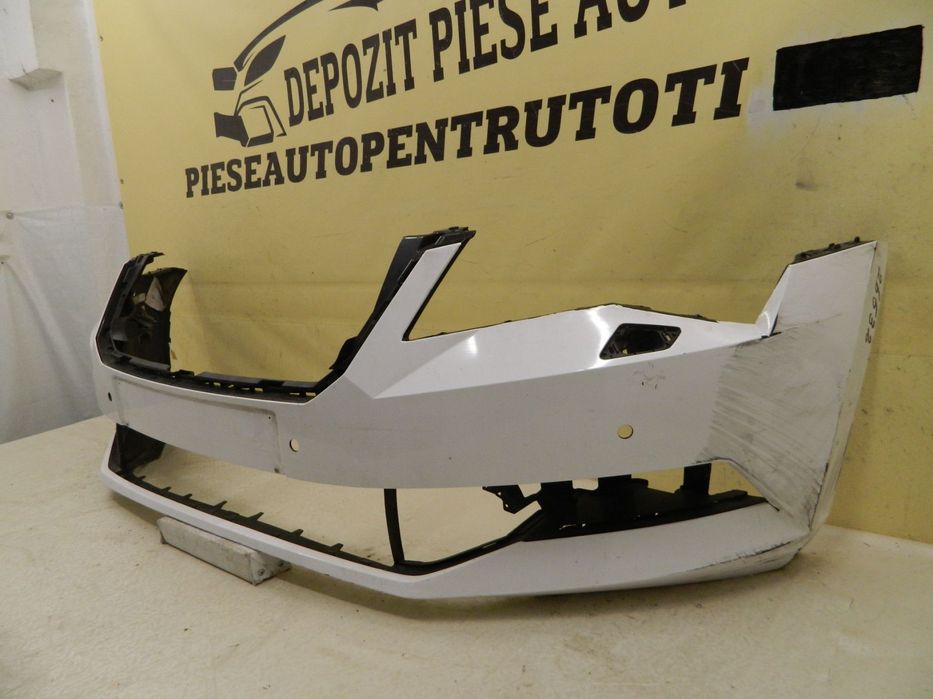 Bara fata Skoda Superb 3, 2015, 2016, 2017, 2018, cod origine 3V0807221.