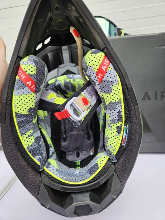 Каска Airoh Aviator 3 размер XL