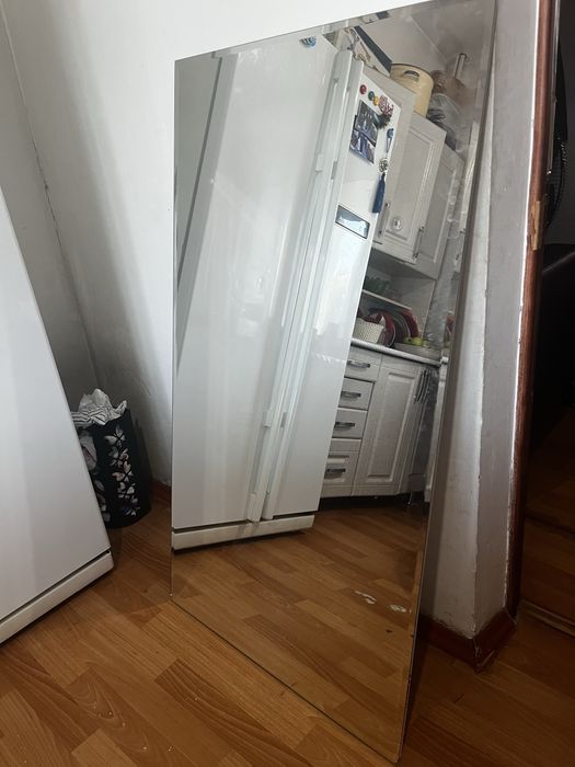 Продам зеркало настенное