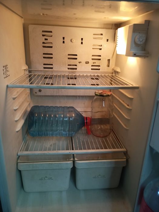 Холодильник продам