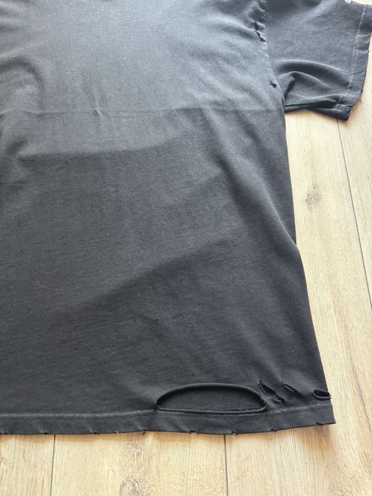 Tricou Tee Balenciaga Distressed Double Layered Tee