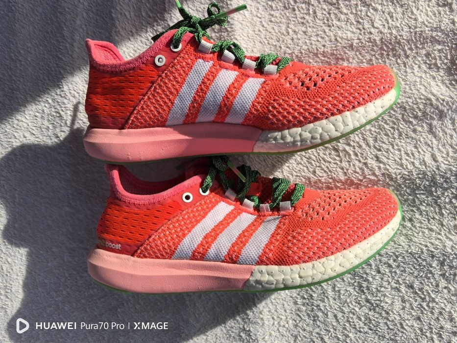 Дамски маратонки Reebok и adidas номер 37.5