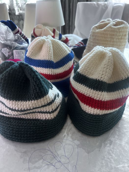 Шапки ручной работы