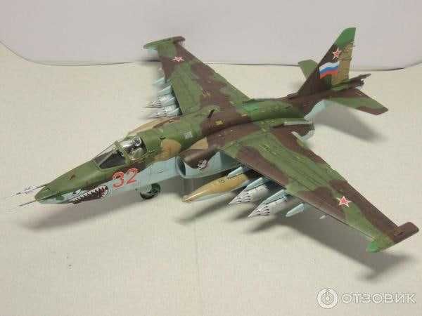 Сборная модель самолета Су-25 (Звезда, 1/72)