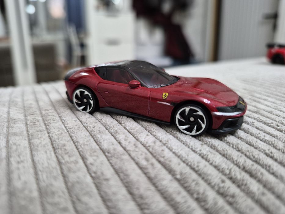 Модельки hotwheels