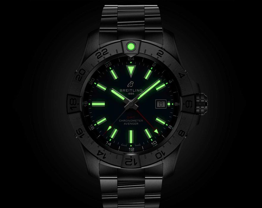 Breitling Avenger Automatic GMT 44 Нов Full Set Гаранция